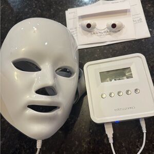 White LED Light Therapy Mask